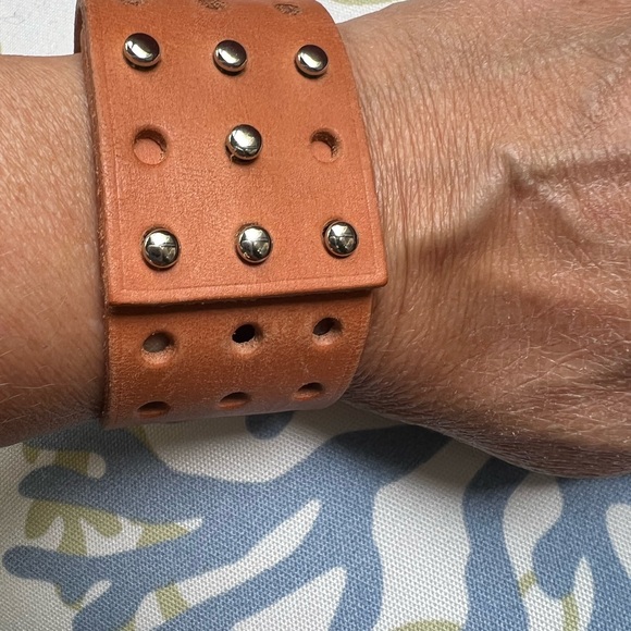 Hermes Perforated Brown Cowhide Leather Silver Tone Bracelet RARE!!! - Picture 3 of 16